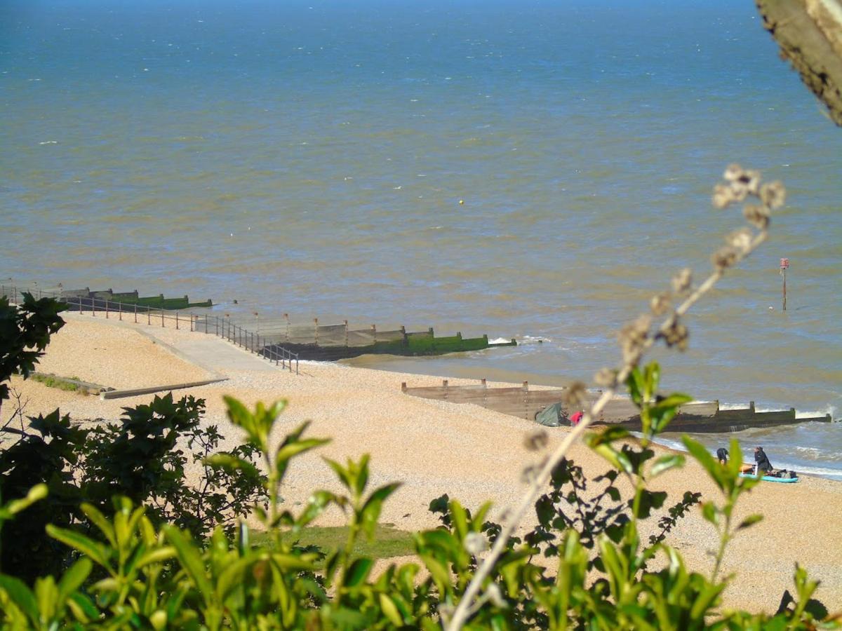 Chalet Brightstone Kingsdown Cliffs Location With Indoor Pool, Tennis Court, Mini-Golf Short Walk To Beach And 3 Great Local Pubs Екстериор снимка
